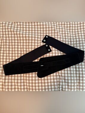 torrid Black Wide Elastic Waist Belt with Suede Front